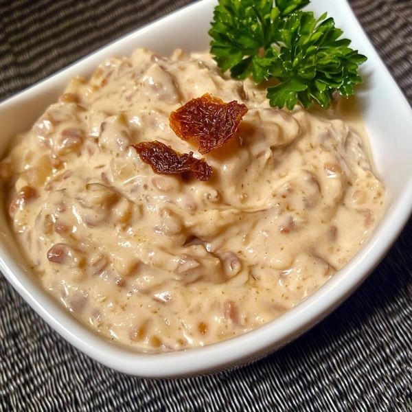 Weiße Bohnen-Dip mit getrockneten Tomaten